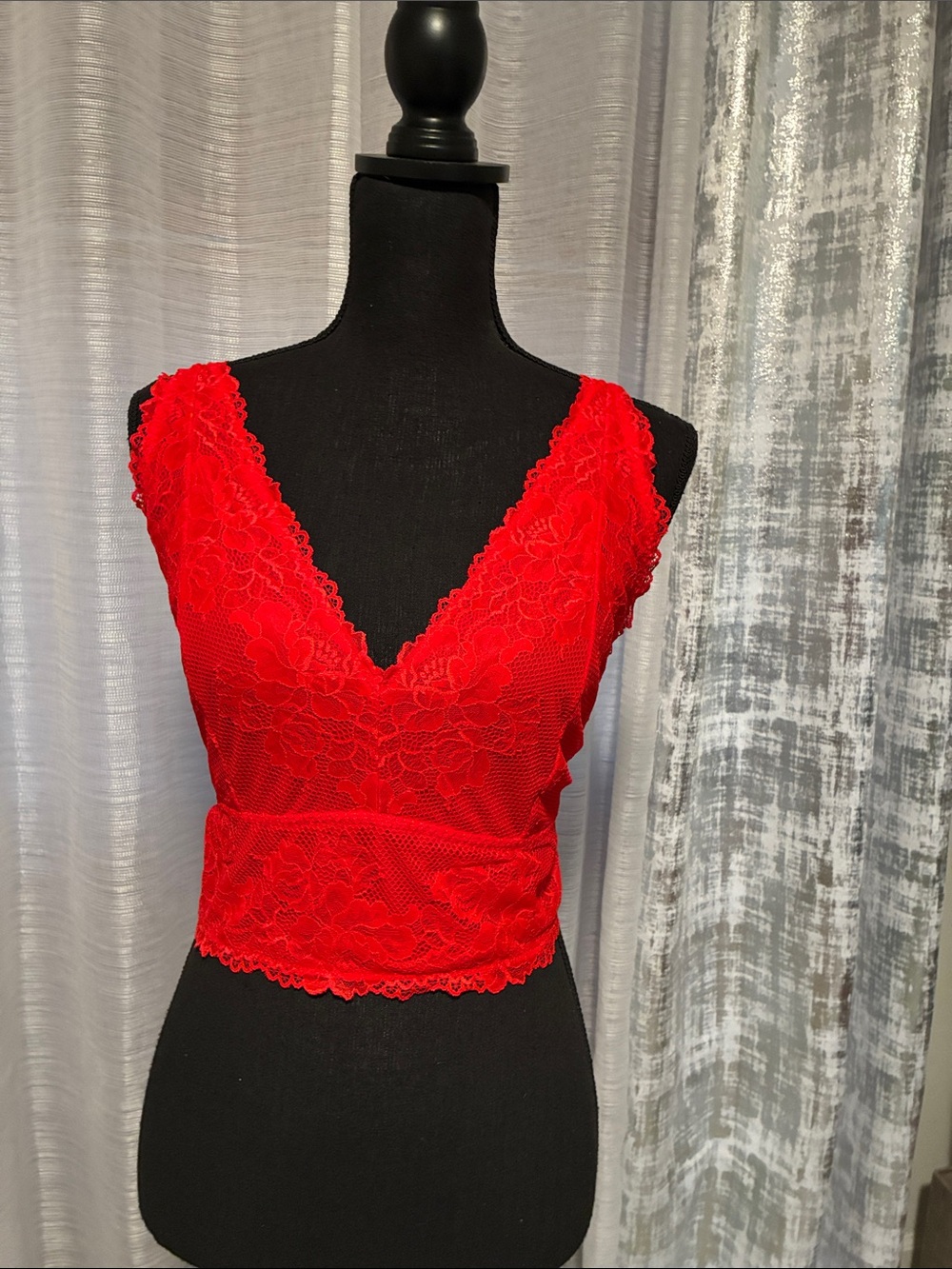 Savage X Fenty Red Lace V-Neck Bralette
